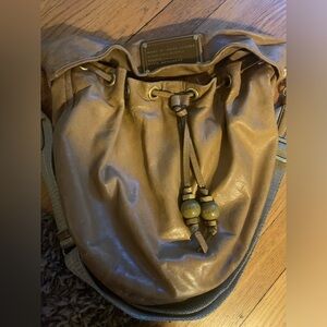 Marc Jacobs leather crossbody tote